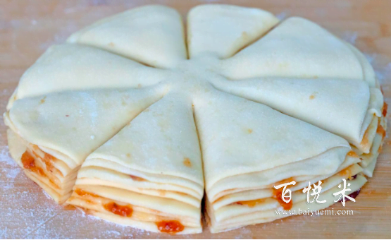 在家做豆沙面包，跟買的一樣香，蓬松暄軟，做法簡單零失敗